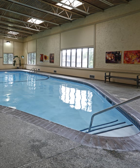 Palisades Apartments in Roseville, MN